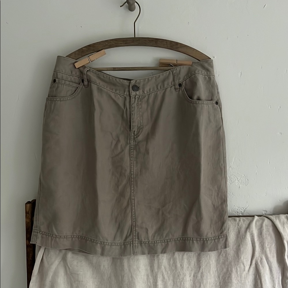 J Jill Linen 100% Linen Stylish Tan Skirt